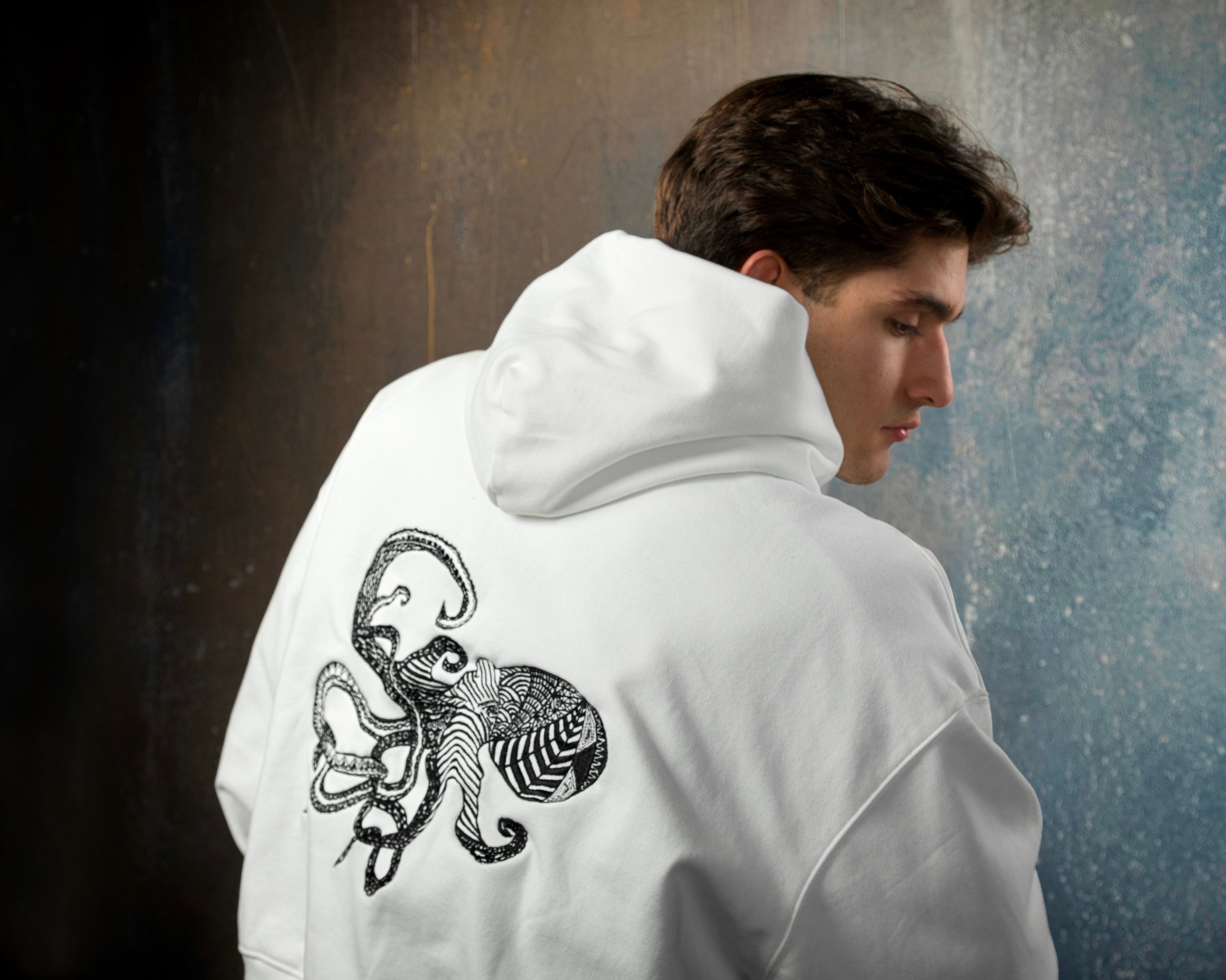 Obsidian Threads — White Heavyweight Hoodie - Octopus