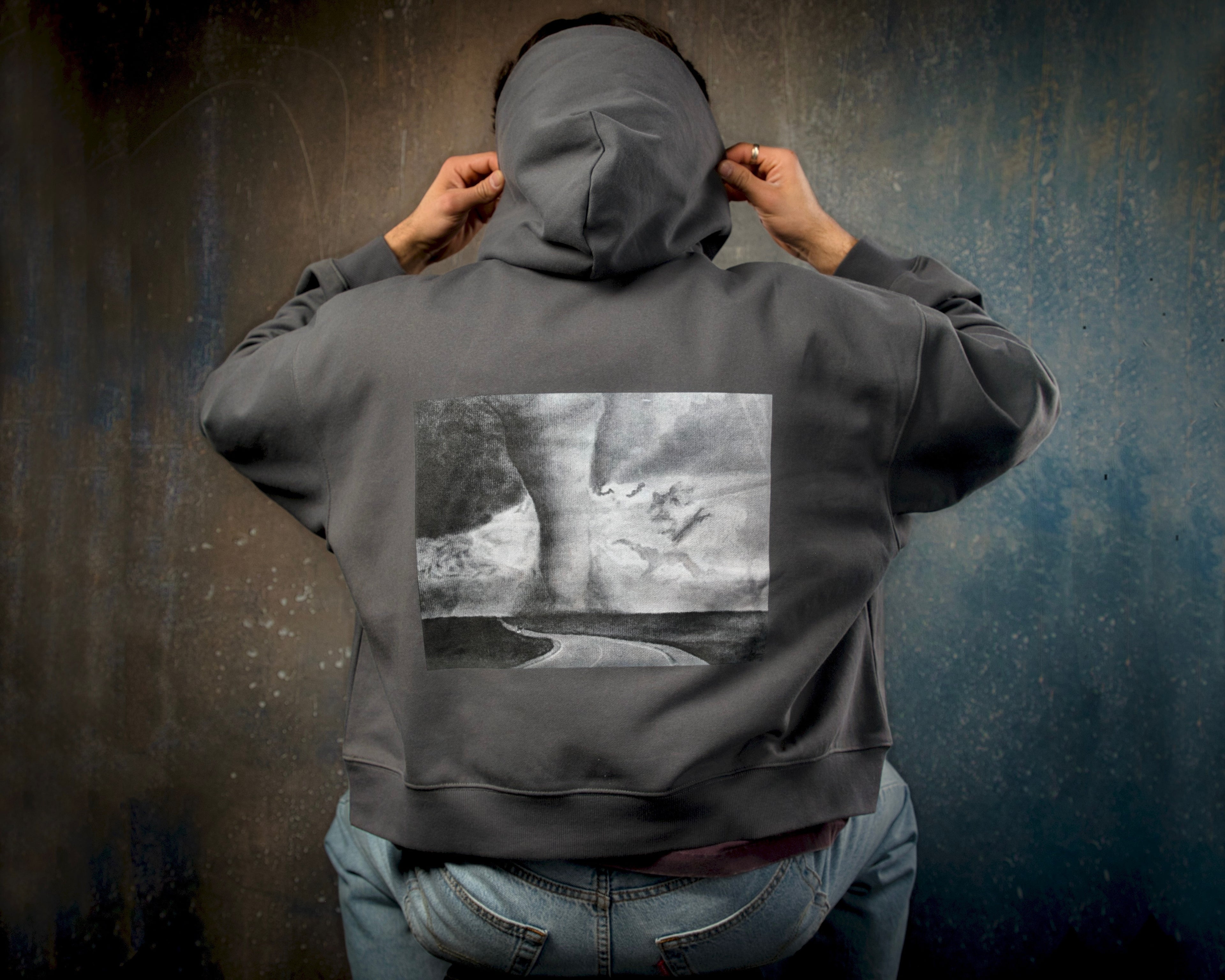 Obsidian Threads - Tornado