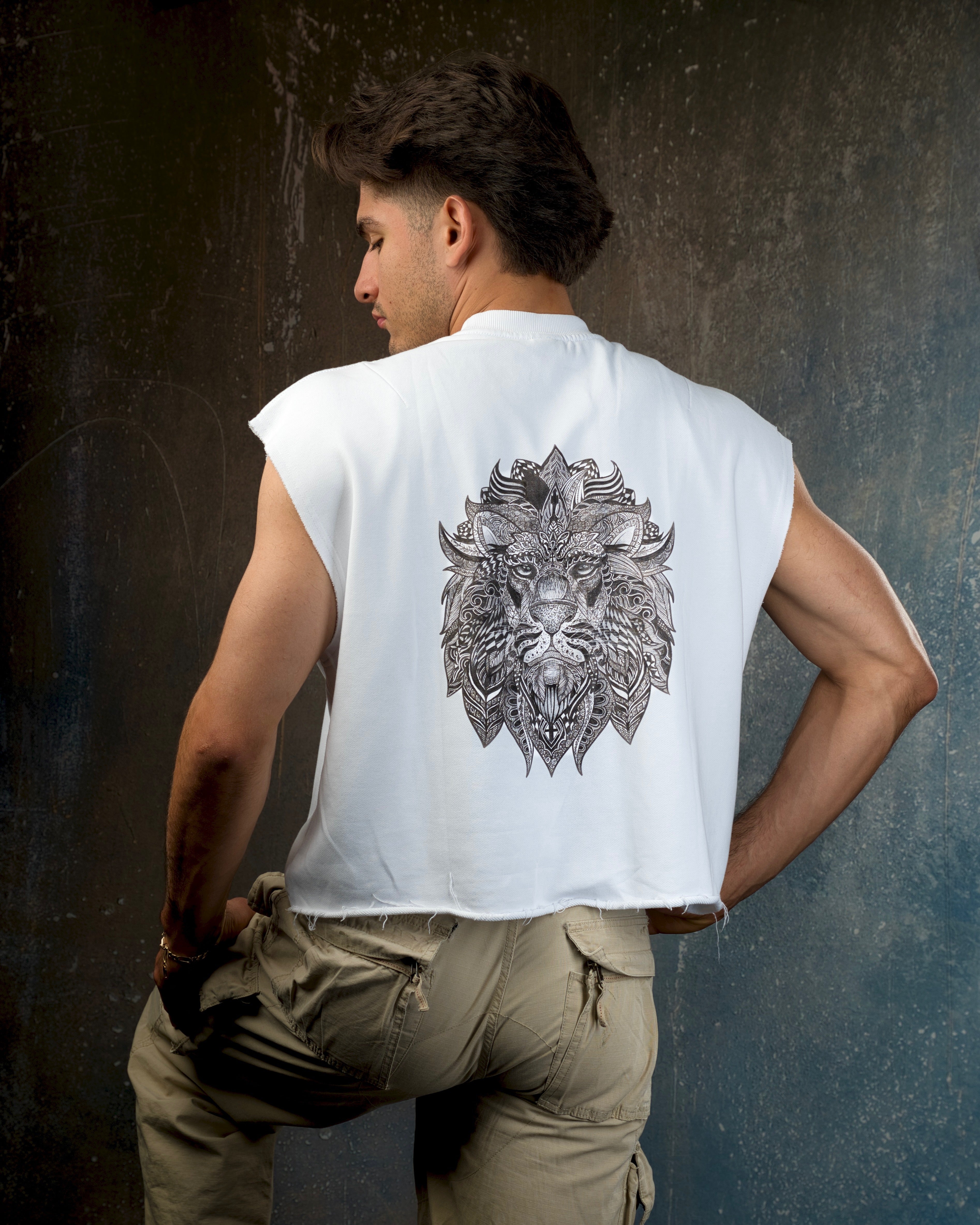 Muscle Tee - Lion